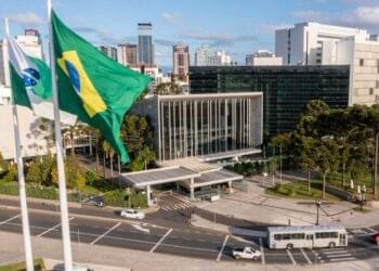 Concurso ALEP PR: Salários de até R$ 33 MIL!