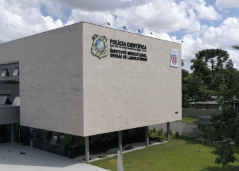 Concurso Polícia Científica PR: Salários superiores a R$ 21 MIL!