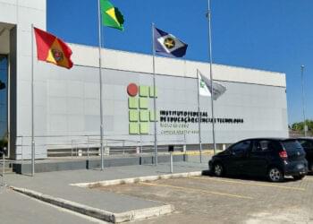 Concurso IFMT: Salários variam de R$ 2.120,13 a R$ 4.556,92!