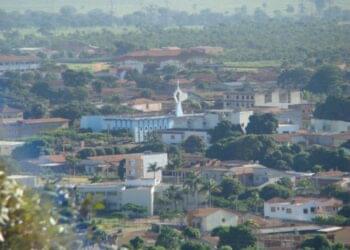 Prefeitura de Várzea da Palma abre concurso para mais de 100 vagas