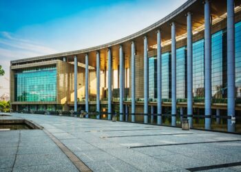 10 Melhores Universidades Brasileiras Avaliadas pelo MEC EM 2024! Conheça agora!