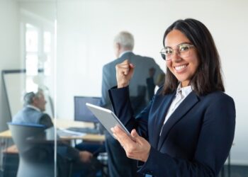 SEBRAE abre Vagas para Consultores e Instrutores, e Contratos podem chegar a R$ 300 MIL, Confira