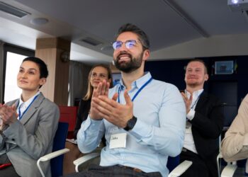 300 VAGAS disponíveis! Feira de Empresas Chinesas oferecem oportunidades de emprego no Brasil.