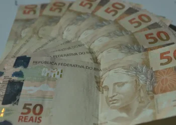 Cédulas de 50 reais