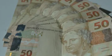Cédulas de 50 reais