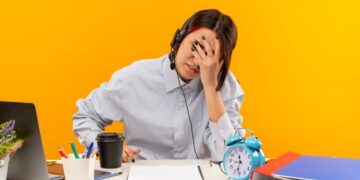 8 Dicas para evitar o ESTRESSE no trabalho; Confira.