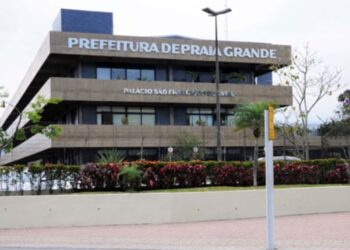 Praia Grande SP oferece 19 vagas para todos os níveis; até R$ 7 mil!