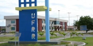 UFRR está com 30 vagas para professor em concurso; salários de até R$ 10,8 mil