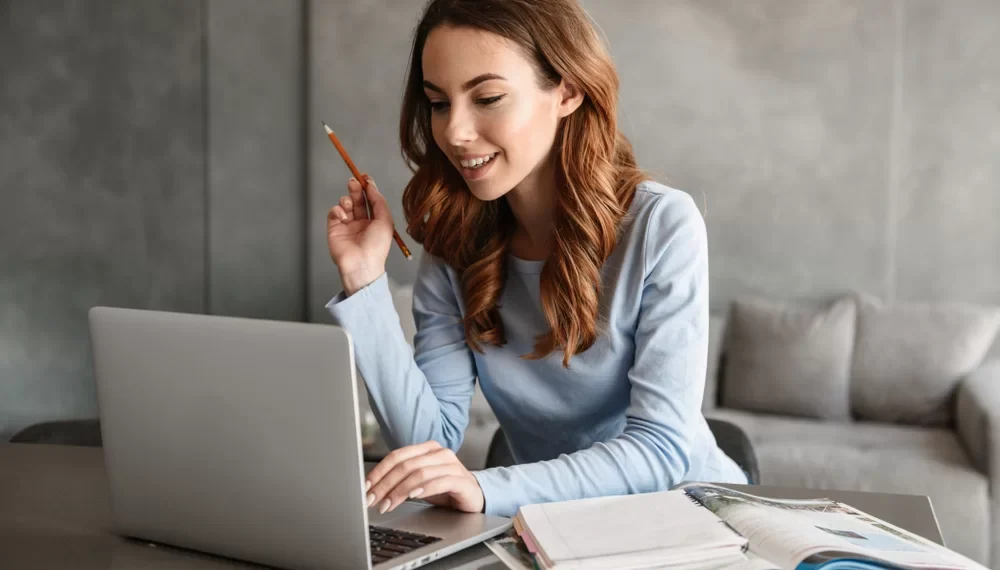 Com os cursos EAD, você tem a oportunidade de estudar quando e onde quiser. 