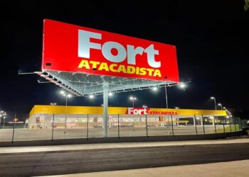Fort Atacadista abre 240 vagas de emprego em Novo Hamburgo: Oportunidade imperdível!