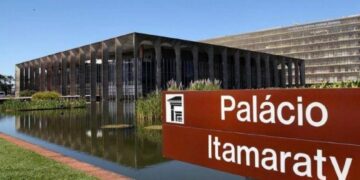 Itamaraty anuncia concurso para diplomata; ganhos de R$ 20 mil!