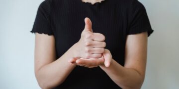 concurso UFBA linguagem de sinais