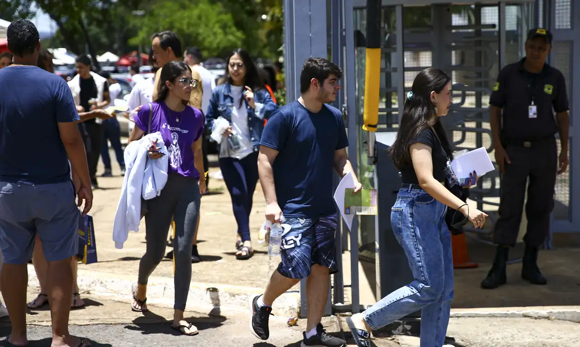 Concurso CNU Conhecido Como O "Enem Dos Concursos" Vai Começar No Próximo Domingo. Não Perca. Imagem: Agência Brasil.