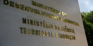 A Data Limite Para a Publicação dos Editais de Concurso é 14 de Fevereiro de 2025. Imagem: Agência Brasil.