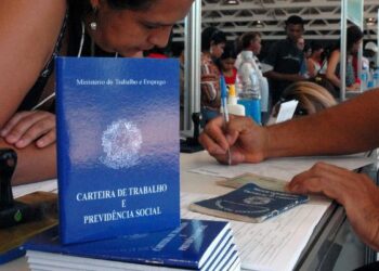 Pernambuco Está Repleto de Oportunidades de Emprego em Diversos Setores. Imagem: Agência Brasil.