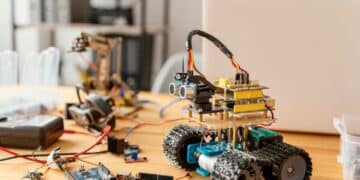 Vagas gratuitas em curso de robótica: saiba como participar e se qualificar.