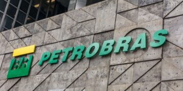 Concurso Petrobras 2025 pode ofertar mais de 3 mil vagas. Saiba mais