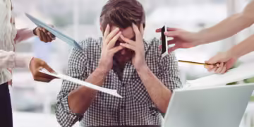 Diga adeus ao estresse: dicas para um Ambiente de trabalho mais saudável.