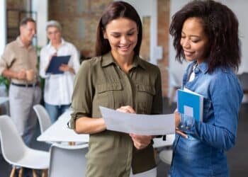 Trabalho vs. emprego: compreenda as distinções e o que elas significam para você!