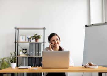 Trabalhe em home office na Agência Clouds