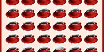 Teste visual com uma série de xícaras vermelhas de café, com uma xícara faltando entre elas.