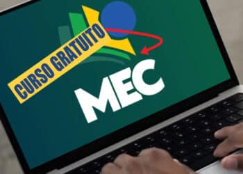 Tela de um notebook com a logo do MEC e a mensagem "CURSO GRATUITO", representando as oportunidades de estudo e a legalidade das formações autorizadas pelo Ministério.