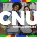 Imagem ilustrativa do Concurso Nacional Unificado (CNU), mostrando dois jovens sorrindo, com um fundo de universidade. A imagem representa a inclusão e a diversidade no serviço público brasileiro, tema abordado nas mudanças de paridade de gênero.