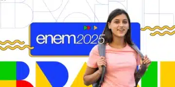 Imagem promocional do ENEM 2025, destacando a importância dos simulados e da correção automática de redações, com estudante sorrindo ao fundo.