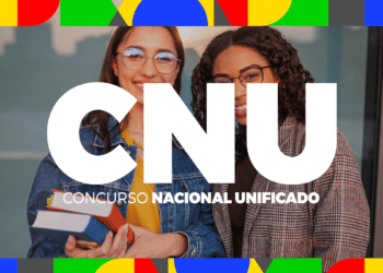 Duas estudantes universitárias sorrindo, segurando livros com destaque para o logotipo "CNU 2025 - Concurso Nacional Unificado".