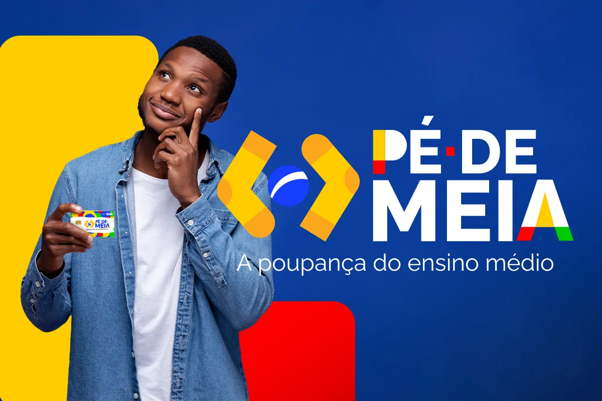 poupanca estudantil pe de meia 9200 reais Estudante sorridente segura o cartão oficial do Pé-de-Meia em primeiro plano, com ambiente escolar ensolarado ao fundo.