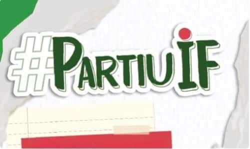 Logotipo do programa "#PartiuIF" em letras verdes com contorno branco e um ponto vermelho sobre a letra "i". A imagem possui fundo branco texturizado lembrando papel rasgado, com detalhes em verde no canto superior e uma folha de caderno pautada com uma faixa vermelha na parte inferior.