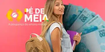 Estudante com mochila, livros e dinheiro do programa Pé-de-Meia, promovendo a educação financeira para jovens.
