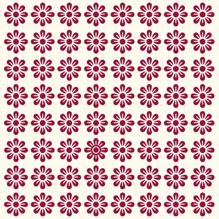 Encontre a flor diferente neste padrão decorativo de flores estilizadas. Teste visual com flores estilizadas repetidas em tom marsala sobre fundo creme.