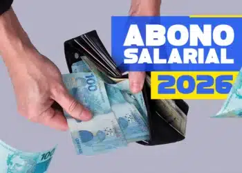 Carteira com notas de dinheiro representando a consulta liberada do PIS/Pasep 2026 e o saque de até R$ 1.621