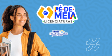 Estudante com mochila ao lado do logo Pé-de-Meia Licenciaturas 2026, representando cadastro para bolsa mensal de licenciatura.