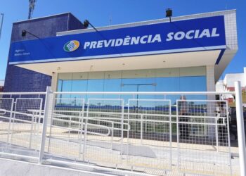 Agência da Previdência Social com fachada do INSS