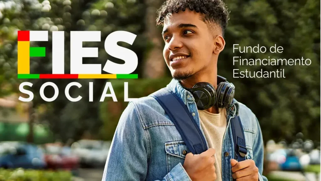 Novo edital do Fies é publicado: estudantes poderão disputar vagas remanescentes; veja quando se inscrever 1 Jovem sorrindo e campanha FIES Social destaca financiamento estudantil.