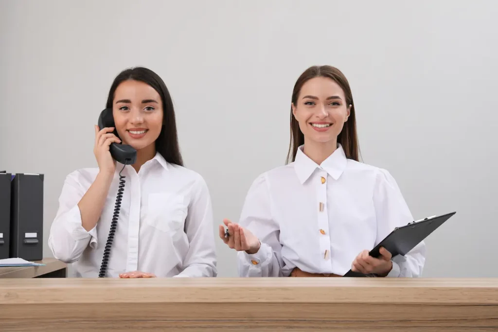 Imagem ilustrativa sobre o curso online de Telefonista e Recepcionista da Bizu.